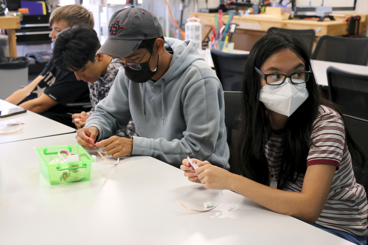 Students at the SDSU Library Build It Makerspace.